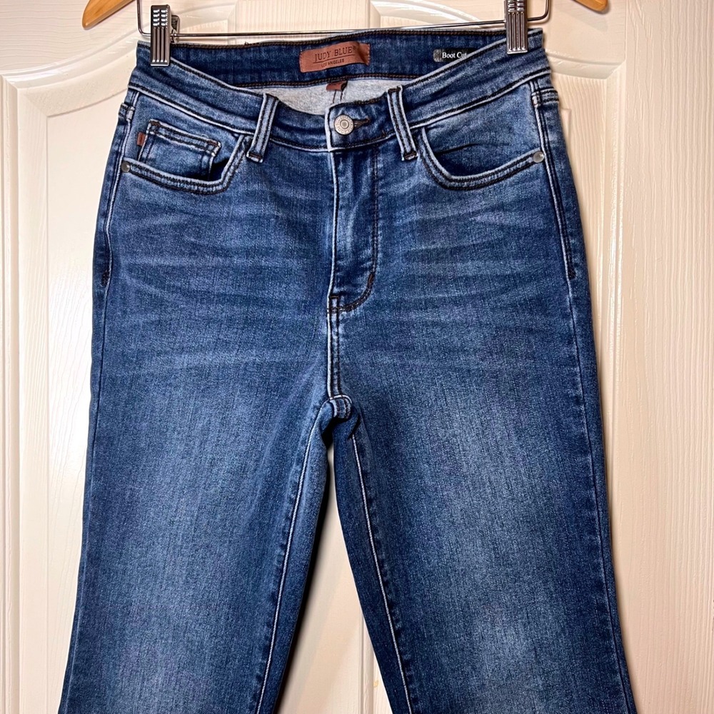 Size 27 Judy Blue High Waist Bootcut Jeans Dark Wash Distressed Hem - Picture 3 of 10